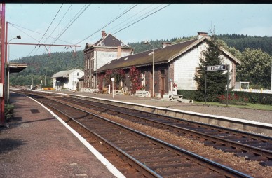POIX ST HUBERT  DIA 82-8585.jpg